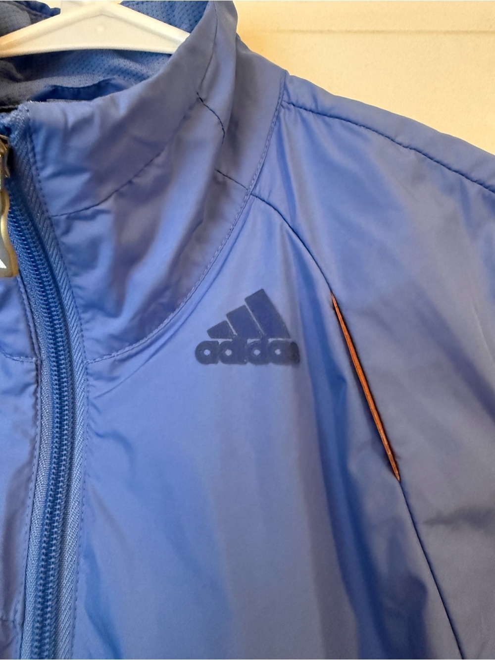 adidas Women's Light Blue Utility Running Jacket - Picture 3 of 4